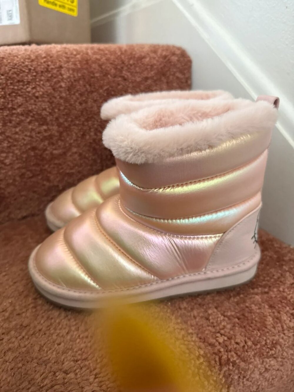 H&M Sanrio hello kitty snow boots kids girls size 10t